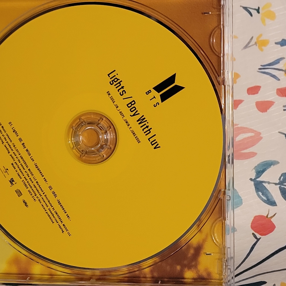 BTS Album - Lights Japan Version - Picture 3 of 10
